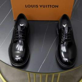 Picture of Louis Vuitton Shoes _SKULVsz39-44hnq121114837